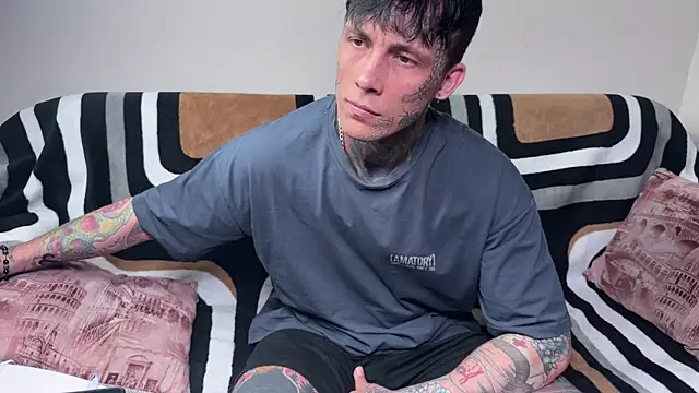 Anubisgods live XXX chat