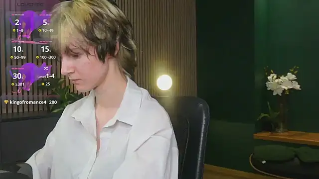 Senpai_Sins' Live XXX Chat