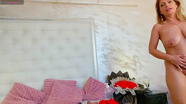 karissia Adlı Modelin Canlı XXX Sohbeti