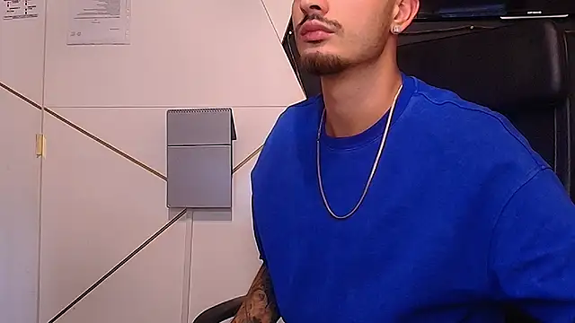 BrandonTate: απευθείας συνομιλία ΧΧΧ
