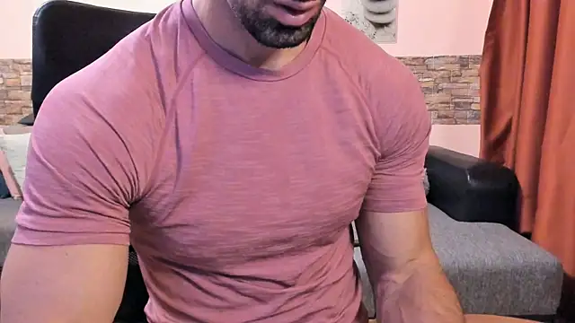 Show webcam de HotHunkTrainer