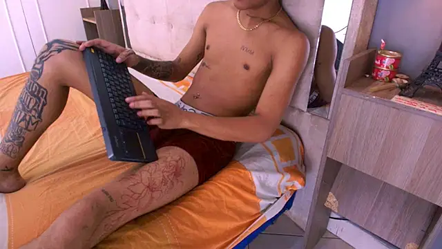แชท XXX สดของ _Thiago12