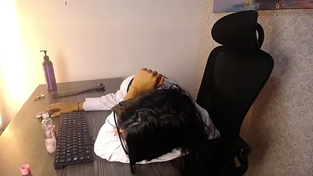 Holly_Watson_'s Live XXX Chat