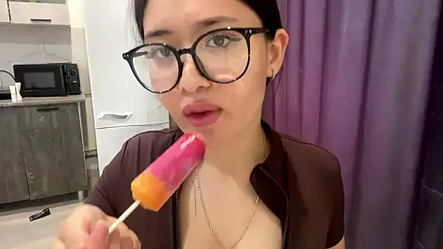 Živý XXX chat Mitsuki_Sutemi