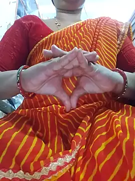 indianhotwife639's Live XXX Chat