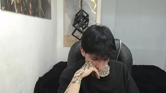 Cry_thereal 现场XXX聊天