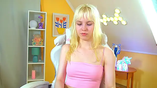 HannahHollis live XXX chat