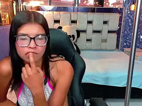 Candy_Mystery1's Live XXX Chat