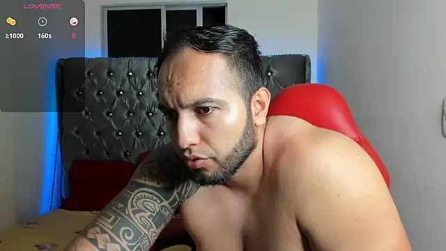 mrloganfuck1 live XXX chat