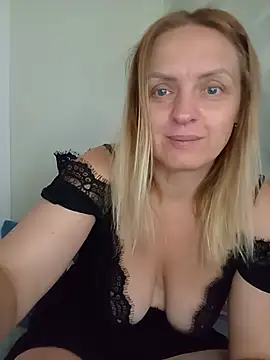 Chatroom XXX en direct de Ami_Foxy
