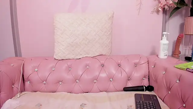 Miabloom19_ – Naživo XXX chat