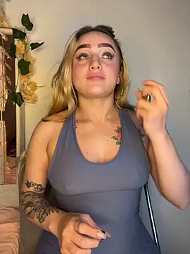 Sara_Sophia420's Live XXX Chat