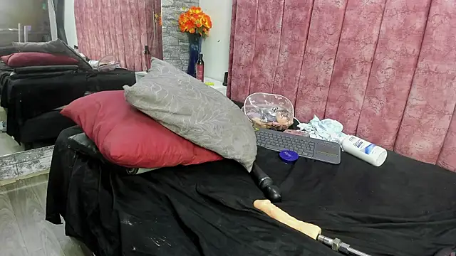 Chat +18 de lucy78pretty ao vivo
