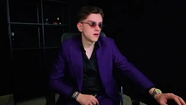 FelixStarkk – Naživo XXX chat