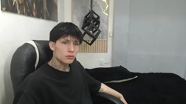 Chat XXX en directo de Cry_thereal
