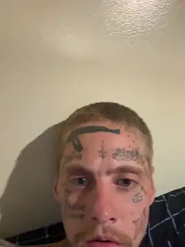 Chat XXX en directo de tattedupguy