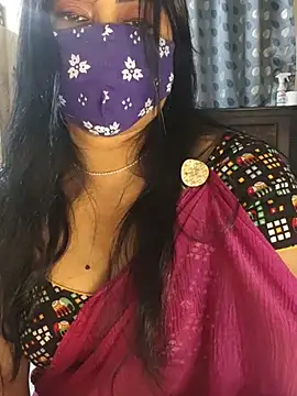 Anusri_359359のライブXXXチャット