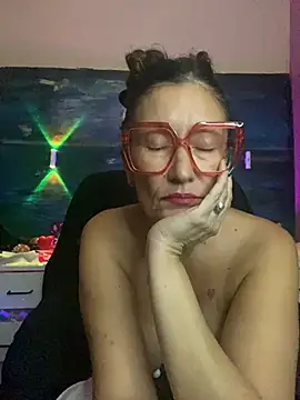 TheDime Adlı Modelin Canlı XXX Sohbeti