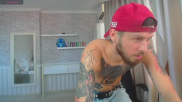 Chat XXX ao vivo de JonahShaw