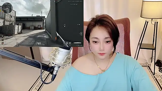 Daisy-77's Live XXX Chat