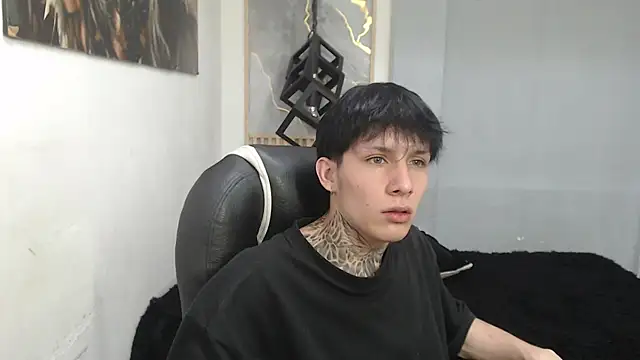 Cry_thereal Live XXX-Chat