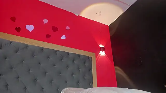 Czat XXX na żywo – YayaHilton