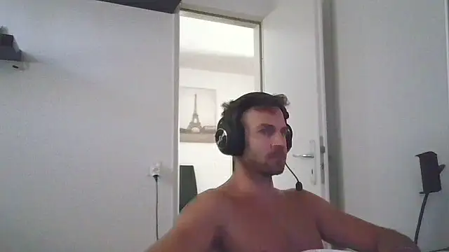 alpha-hunk Live XXX-Chat