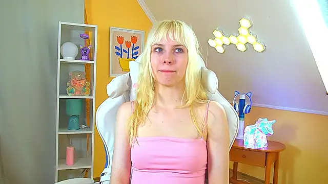 Chatroom XXX en direct de HannahHollis