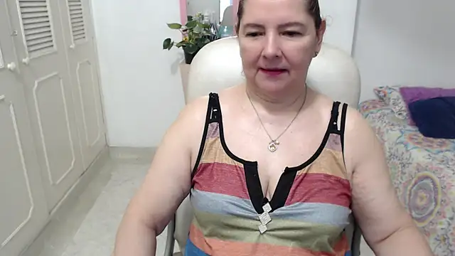 แชท XXX สดของ leonela_69