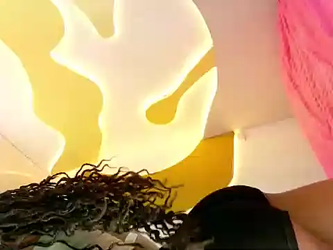 KendallSexxy_'s Live XXX Chat