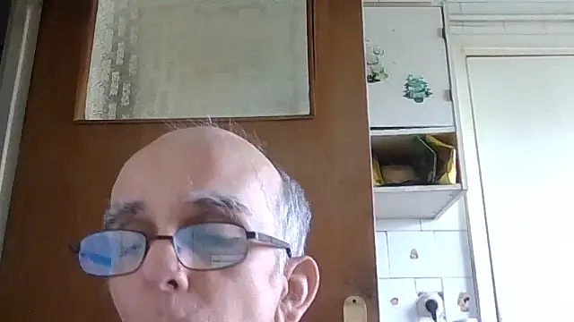 Chat +18 de mariusica1@xh ao vivo
