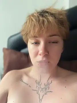 IceMurn Live XXX chat