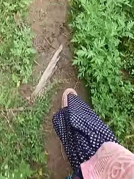 Pokazy przed kamerką – YOURBHABI143