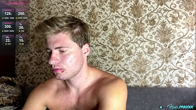 Webkamerová show Maxhornyblondieman