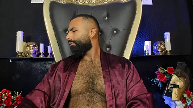 دردشة BeardAndrew الجنسية المباشرة