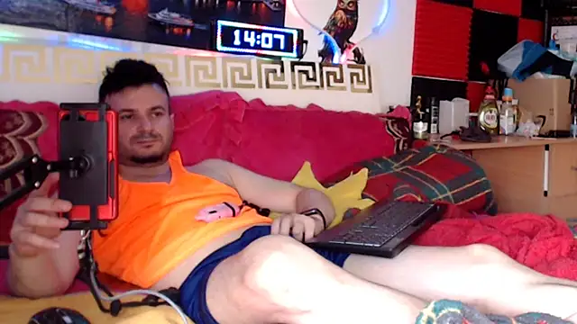 Hugec0ck007's Live XXX Chat