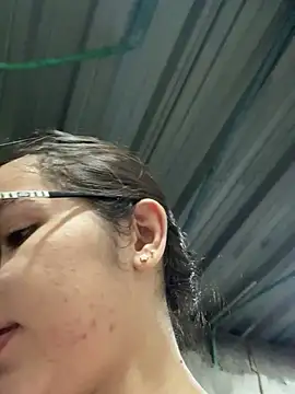 miakhalaf_ live XXX chat