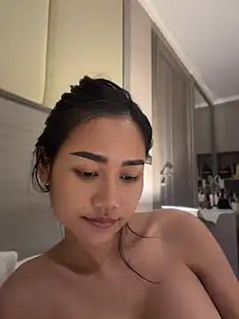 Онлайн чат XXX SweetThaiGirlfriend