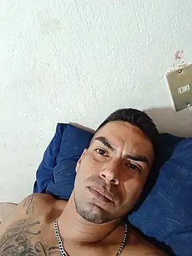 x4jonkaz47l Show in webcam
