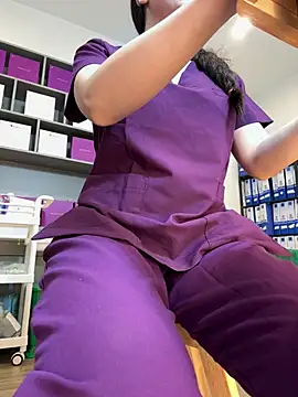 Sembang XXX Secara Langsung secretly_masturbating