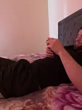 Robynson97's Live XXX Chat