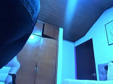 Kitty_Pam 现场XXX聊天