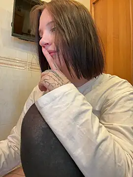Chatroom XXX en direct de YourLittleDevil