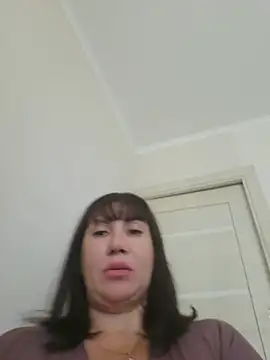 แชท XXX สดของ ROXOLANAA_SEXY