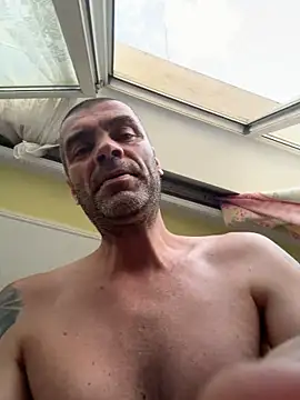 Živý XXX chat SIRMASTERDOMINATORXXL