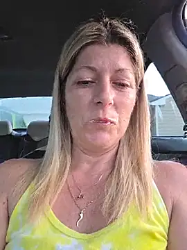NikkiBlisss' Live XXX Chat