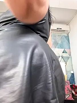 AmyCubes Chat XXX live