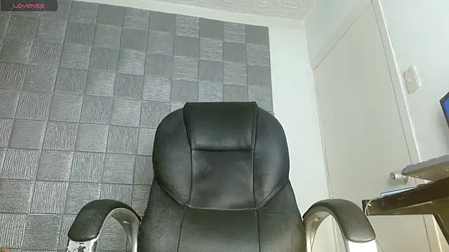 XXX chat uživo modela MykeCastle
