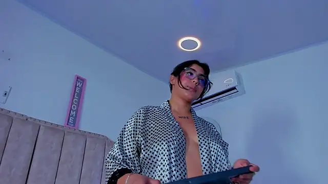 BrithanyParker_ Chat XXX in diretta