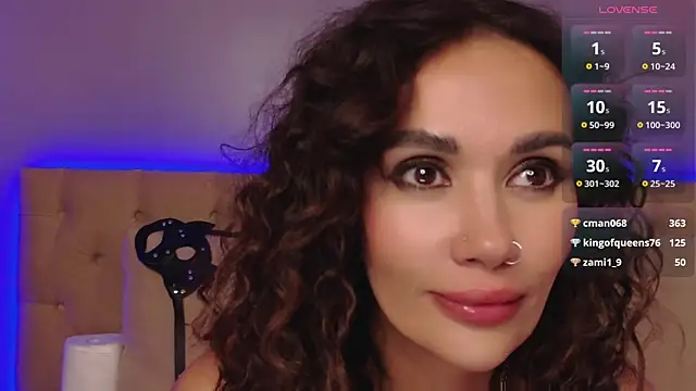Olympia_Moore Chat XXX in diretta
